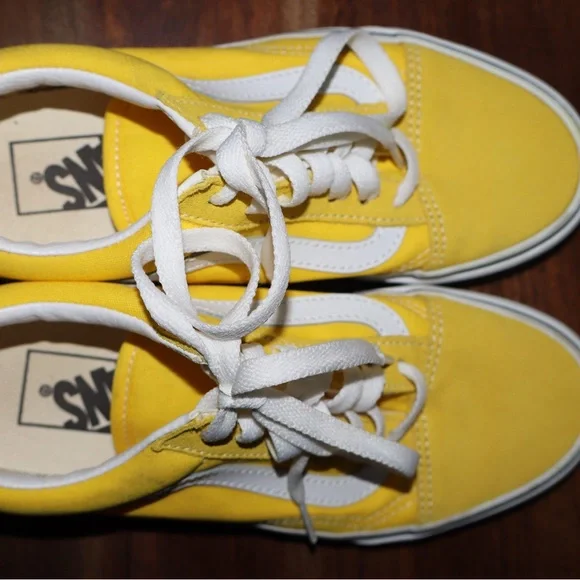 Vans Unisex Old Skool Shoes ‘Vibrant Yellow' - Picture 12 of 13